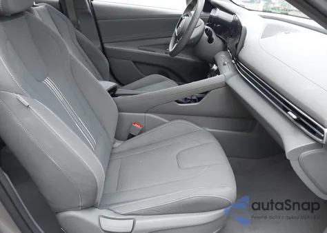 2023 Hyundai Elantra Sel z USA, uszkodzony, nr VIN KMHLS4AG0PU523902